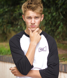 Just Boys 99 5da7a41f8ba6e.jpg