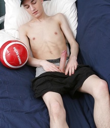 Just Boys 99 5da7a452bfa1c.jpg