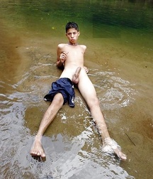 Just Boys 132 5db0afef4806d.jpg
