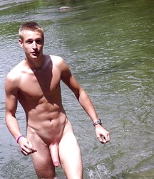Just Boys 133 5db0b3d3e56f0.jpg