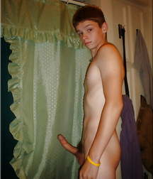 Just Boys 184 5db8a12e2d80f.jpg