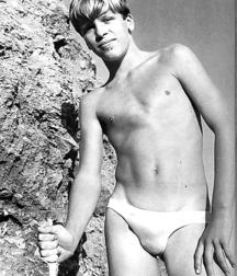 Just Boys 192 5dbb6faf49416.jpg