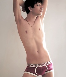 Just Boys 213 5dc0abf39eff5.jpg