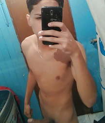 Just Boys 214 5dc0b160c2a80.jpg