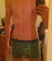 Hot Selfies 001 5dc1f20e45da8.jpg