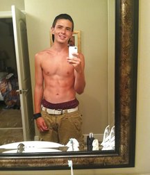 Hot Selfies 002 5dc1f82619c02.jpg
