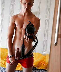Just Boys 253 5dcc870ba9999.jpg