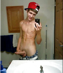Just Boys 254 5dcdc13b1f540.jpg