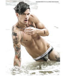 Just Boys 273 5dd19a81e0fbc.jpg