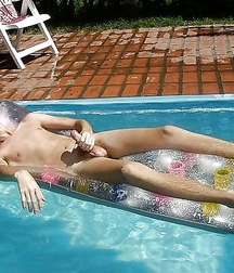 Just Boys 282 5dd3051ca6b0a.jpg