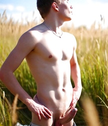 Just Boys 291 5dd47dbb3b124.jpg