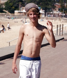 Just Boys 299 5dd5c87ce5b21.jpg