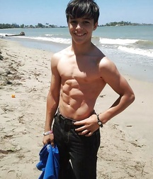 Just Boys 302 5dd5d35e69b9f.jpg