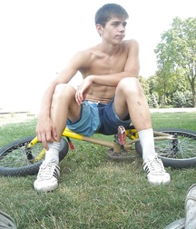 Just Boys 359 5ddc463743e84.jpg