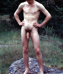 Just Boys 362 5ddd6f5e41d62.jpg