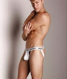 Just Boys 383 5de045ee4e73e.jpg
