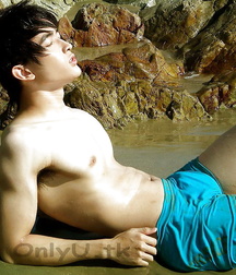 Just Asians 001 5de1af818809a.jpg