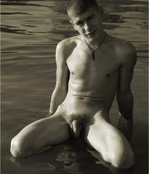Just Boys 451 5de95f423ffa7.jpg