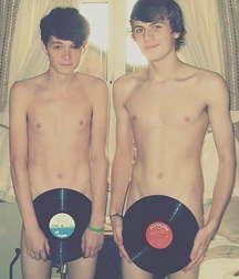 Just Boys 466 5deabf2a33c74.jpg