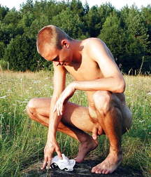 Just Boys 471 5debf954939bd.jpg