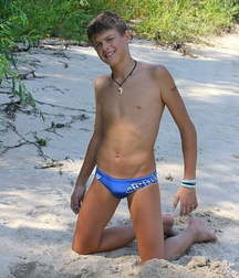 Just Undies 016 5ded4abc7d0a5.jpg