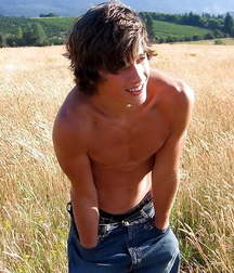 Just Boys 502 5df01ac870137.jpg
