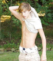 Just Boys 502 5df01acc101e2.jpg