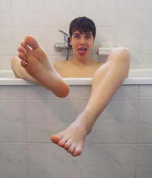 Just Boys 516 5df162f4085cb.jpg