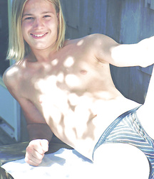 Just Boys 530 5df1834b4000a.jpg