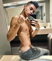 Just Boys 537 5df1f1abbfcb8.jpg