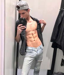 Just Boys 537 5df1f1c4c4009.jpg