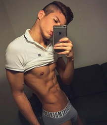 Just Boys 536 5df1f2057b706.jpg