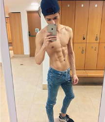 Just Boys 536 5df1f20757868.jpg