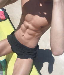Just Boys 536 5df1f208ca408.jpg