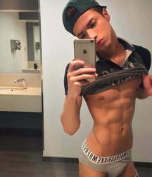Just Boys 536 5df1f20f4b958.jpg