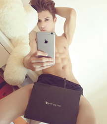 Just Boys 536 5df1f216c57e2.jpg
