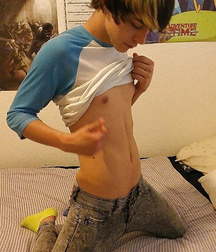 Just Boys 563 5df93c8e5611d.jpg