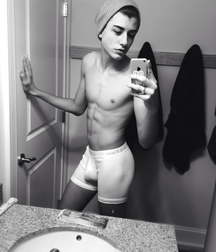 Just Boys 563 5df93c9ded75b.jpg