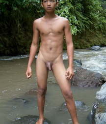 Just Boys 567 5df94ad4cbc7d.jpg