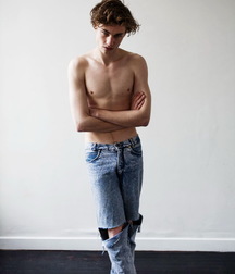 Just Boys 585 5dfc135f39255.jpg