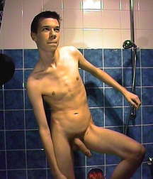 Just Boys 609 5dfe78ae40c65.jpg