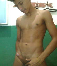 Just Boys 611 5dffb9a2e6c9f.jpg