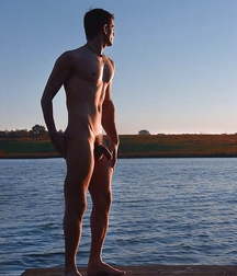 Just Boys 622 5e010650274ae.jpg