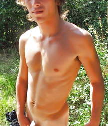 Just Boys 636 5e0269fa53b6e.jpg