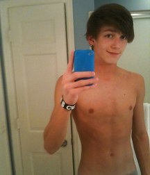 Just Boys 659 5e052b1beefc0.jpg