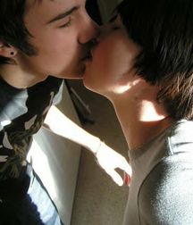 Just Kisses 01 5e0a91099c3ef.jpg
