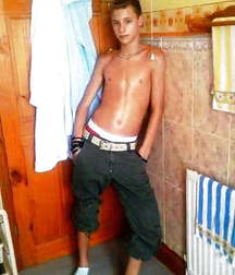 Just Boys 702 5e0ba45d5e20b.jpg