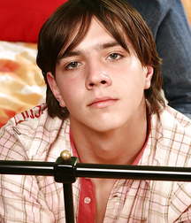 Just Boys 706 5e0bb369527c2.jpg