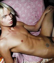 Just boys 722 5e0e3cb59d261.jpg