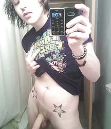 Just boys 722 5e0e3cd1b6e48.jpg